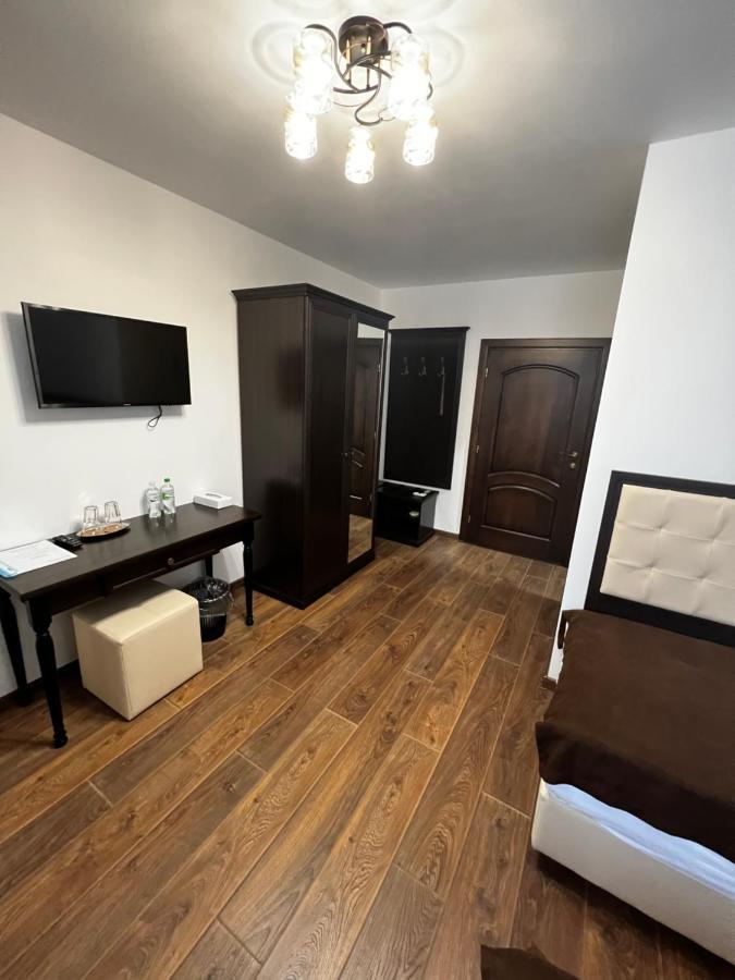 Купецький Двір Hotel Mizhhirya  Екстериор снимка
